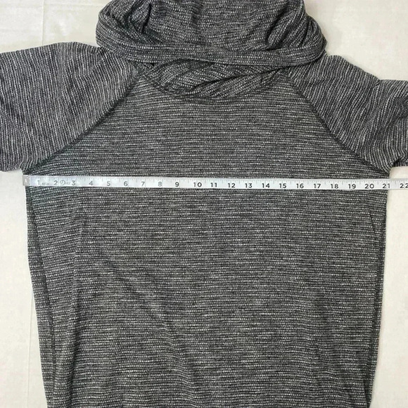 Lululemon Healthy Heart Pullover Women’s - Picture 5 of 10